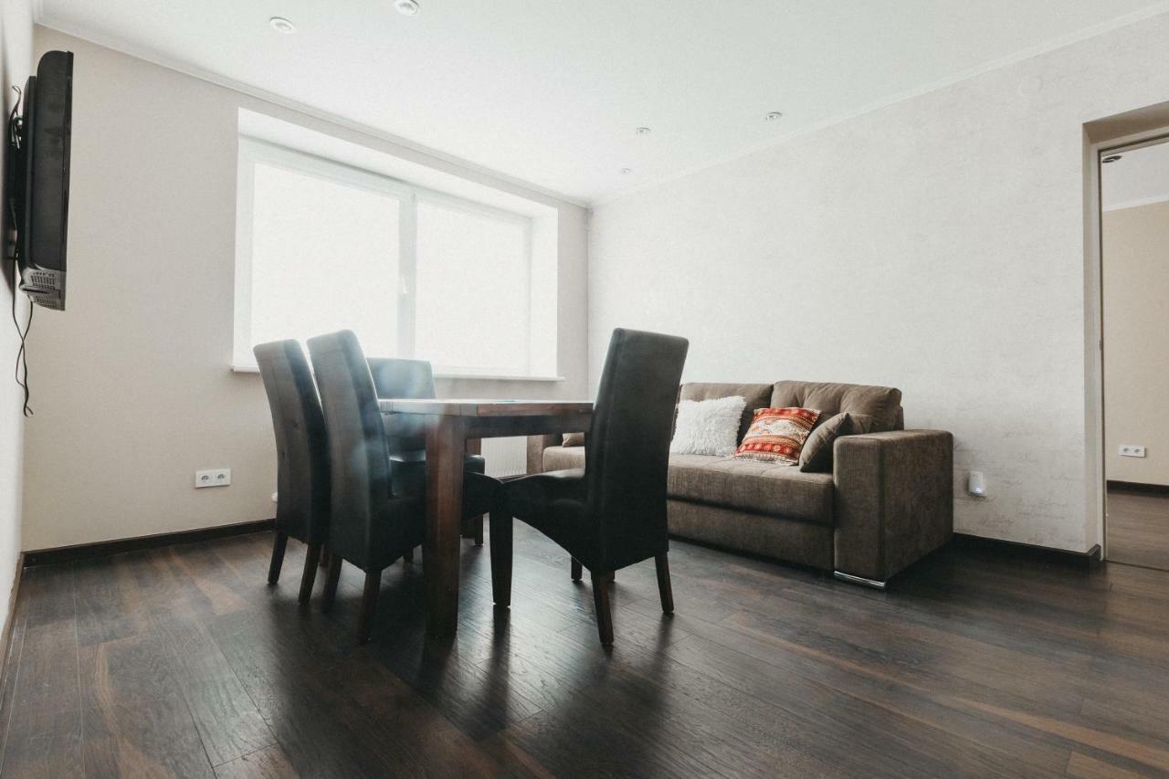 Chelsea Apartments Riga Esterno foto